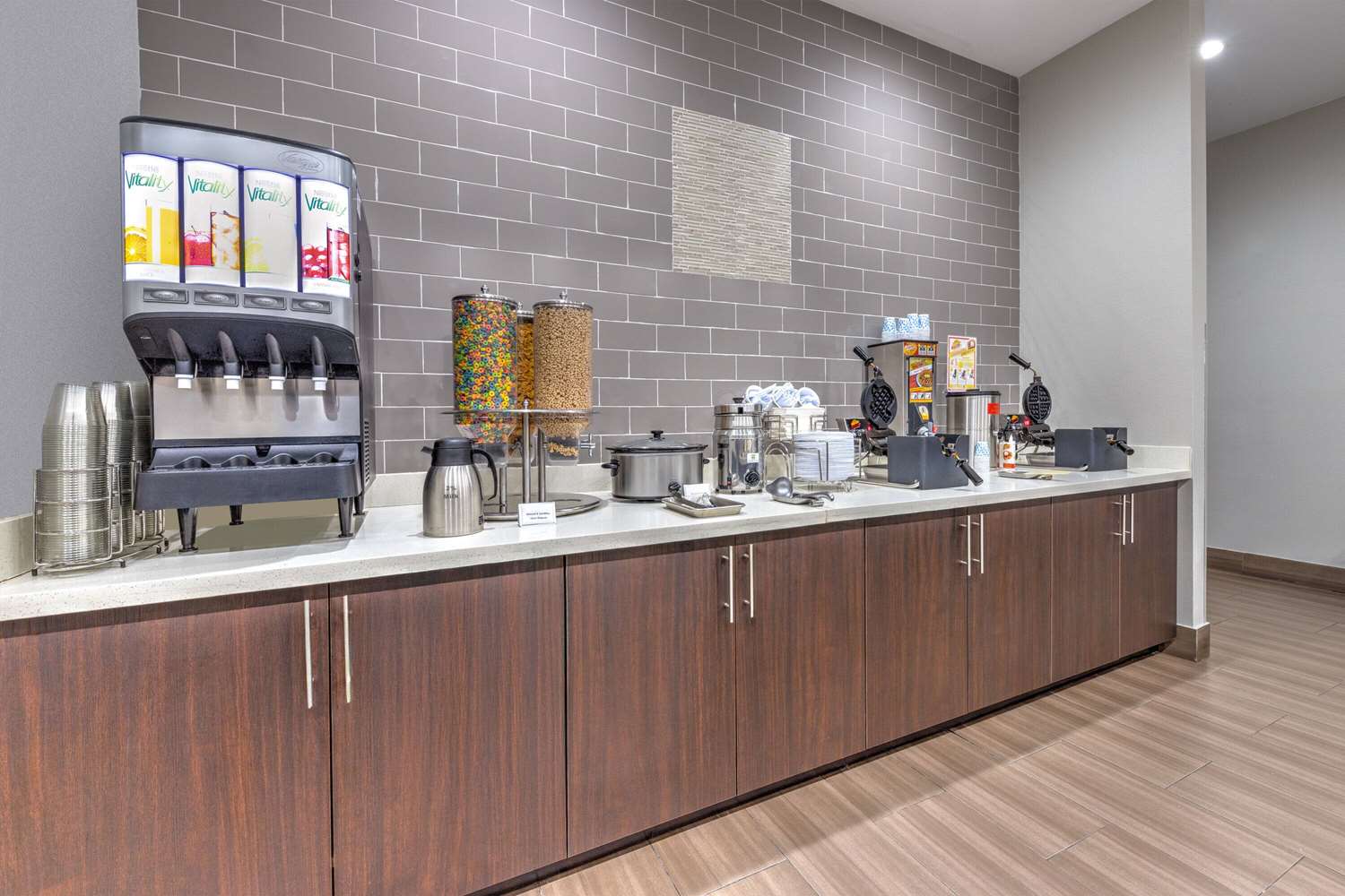La Quinta Inn & Suites by Wyndham Tyler - University Area 3/20