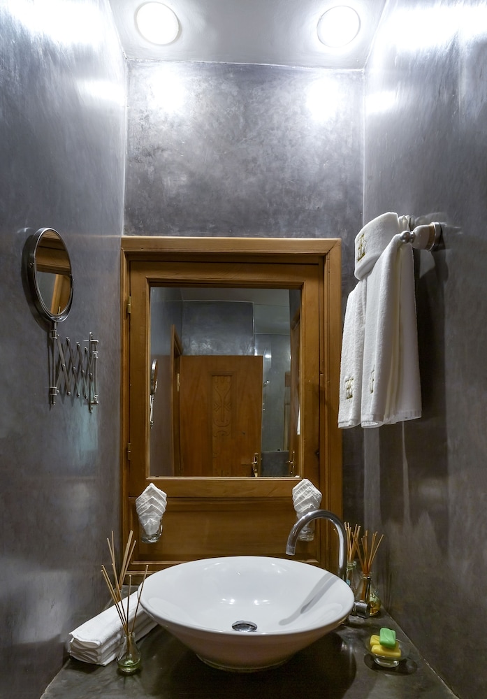 Riad L Heure d ete 44/49