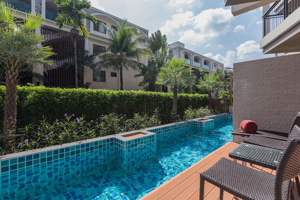 The Charm Resort Phuket 43/50
