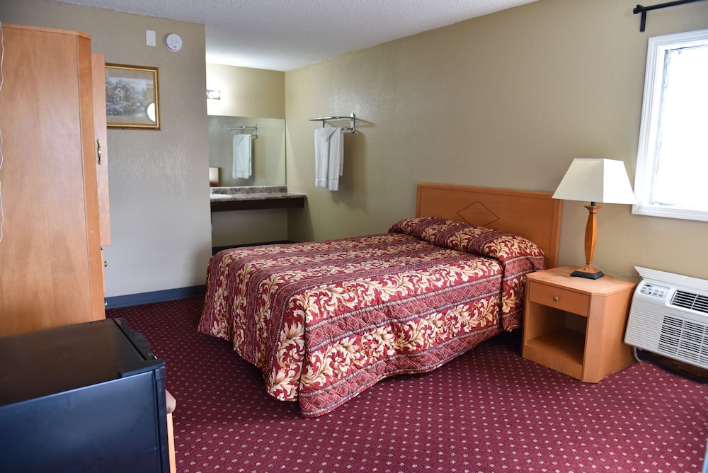 Knights Inn Merrillville 16/28