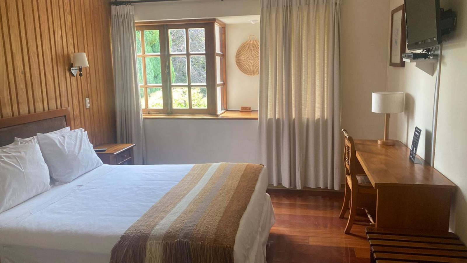 Hotel Costanera - Caja Los Andes 7/29