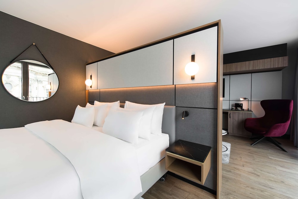 Radisson Collection Hotel, Berlin 17/68