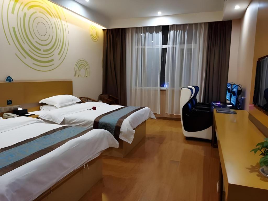 GreenTree Inn Yulin South Changcheng Road Business Hotel 10/21