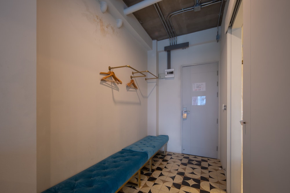 River Art Hotel 56/73