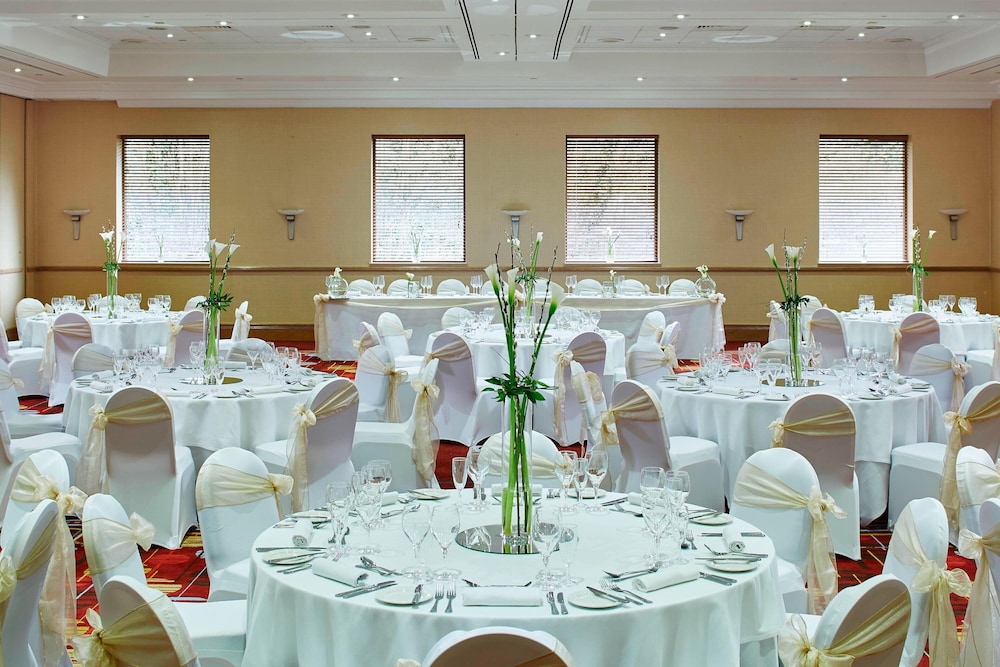 Delta Hotels by Marriott Swindon 25/33