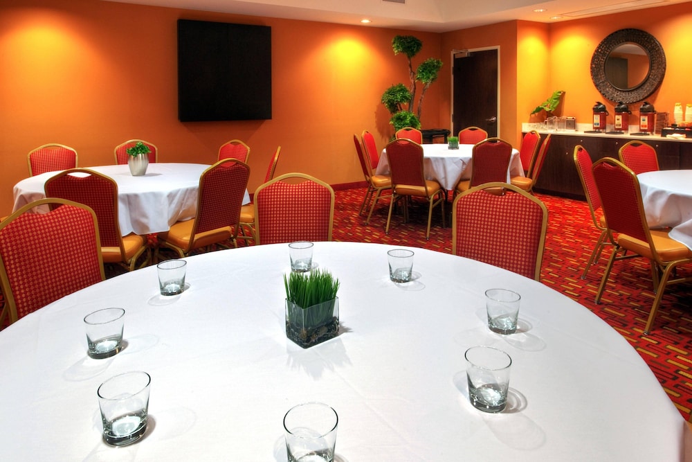 Courtyard Marriott Johnson City 45/59