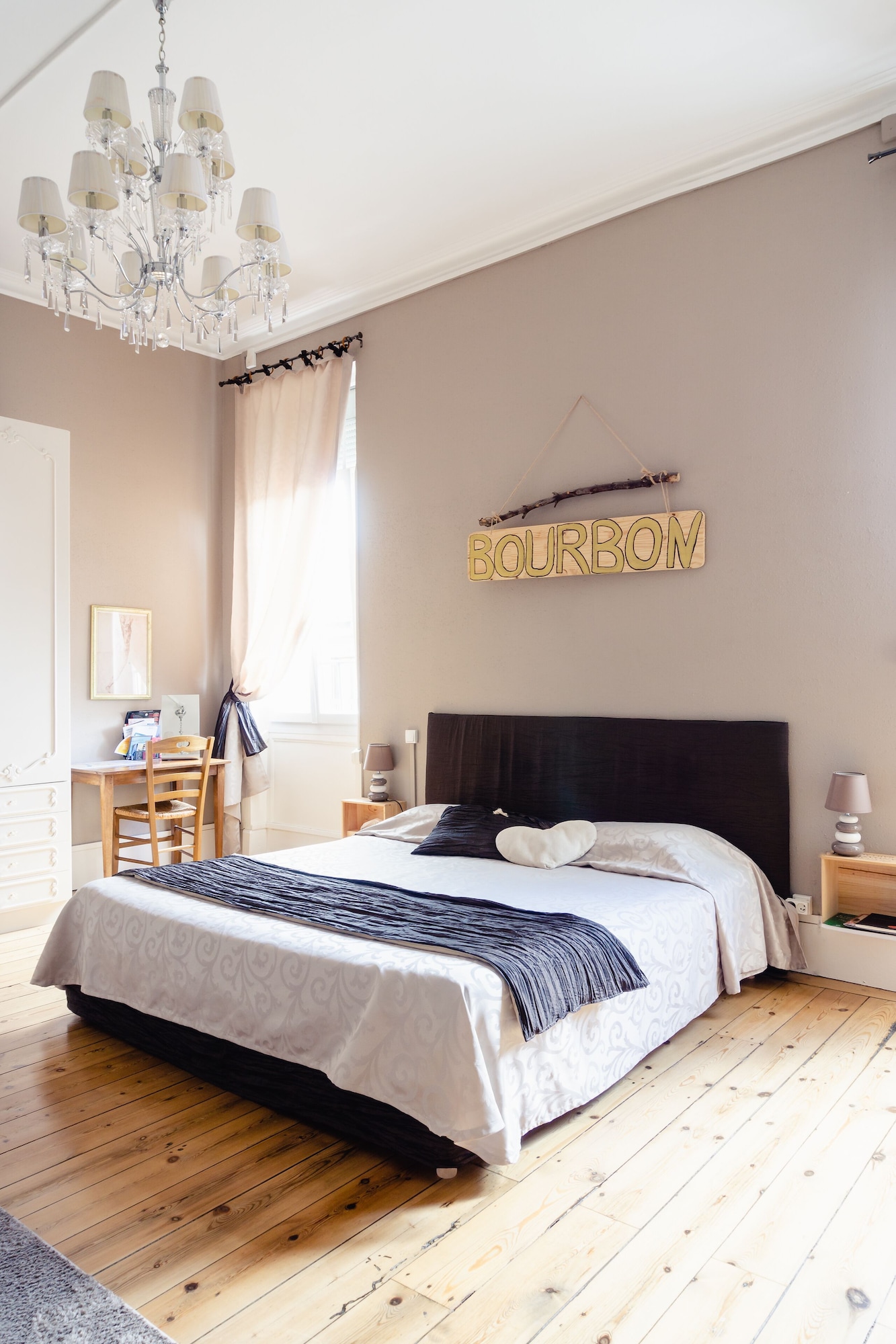 Bourbon, Deluxe, King Bed