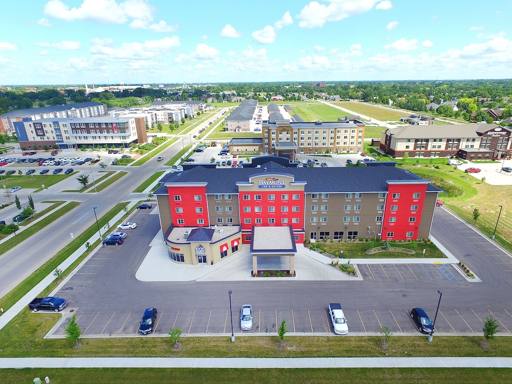 Baymont by Wyndham Grand Forks 1/43