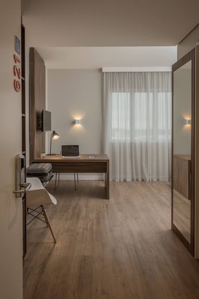 Intercity Patio Pinda Hotel & Resort 31/61