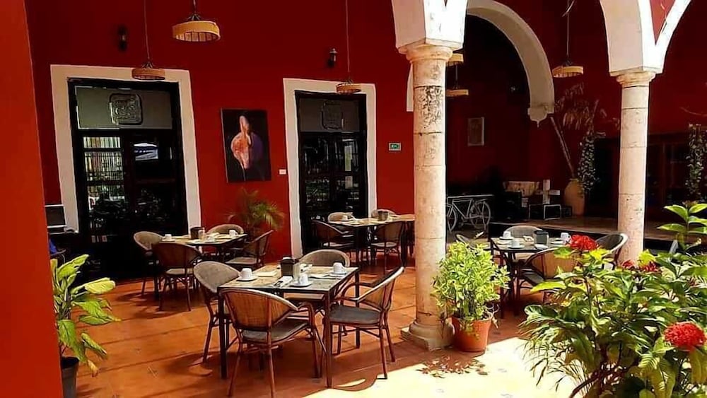 Hotel Embajadores by Kavia 30/46