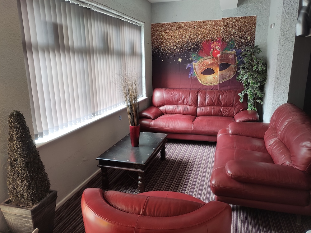 The Mardi Gras Guest Accommodation 32/47