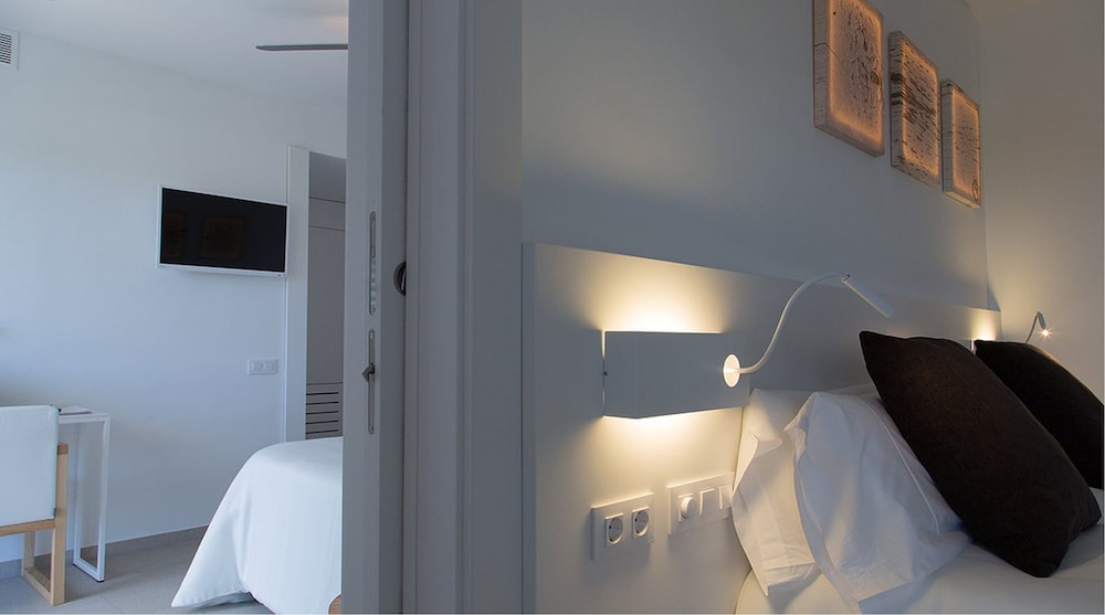 HOTEL CALA SAONA & SPA 20/59