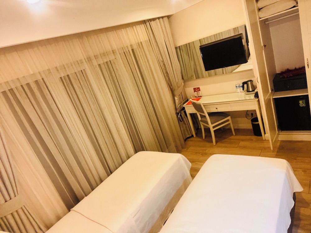 Ten Rooms Istanbul 19/47