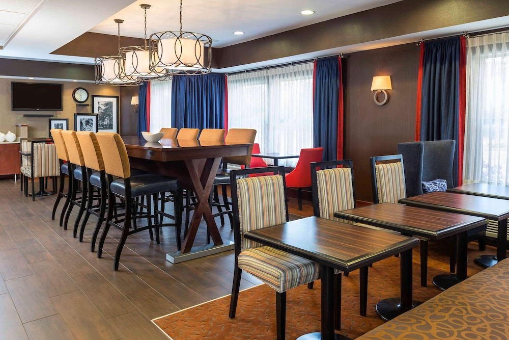 Hampton Inn Youngstown Boardman 26/33