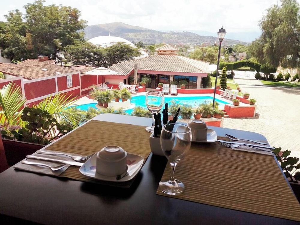 Villas del Sol & Bungalows 36/50