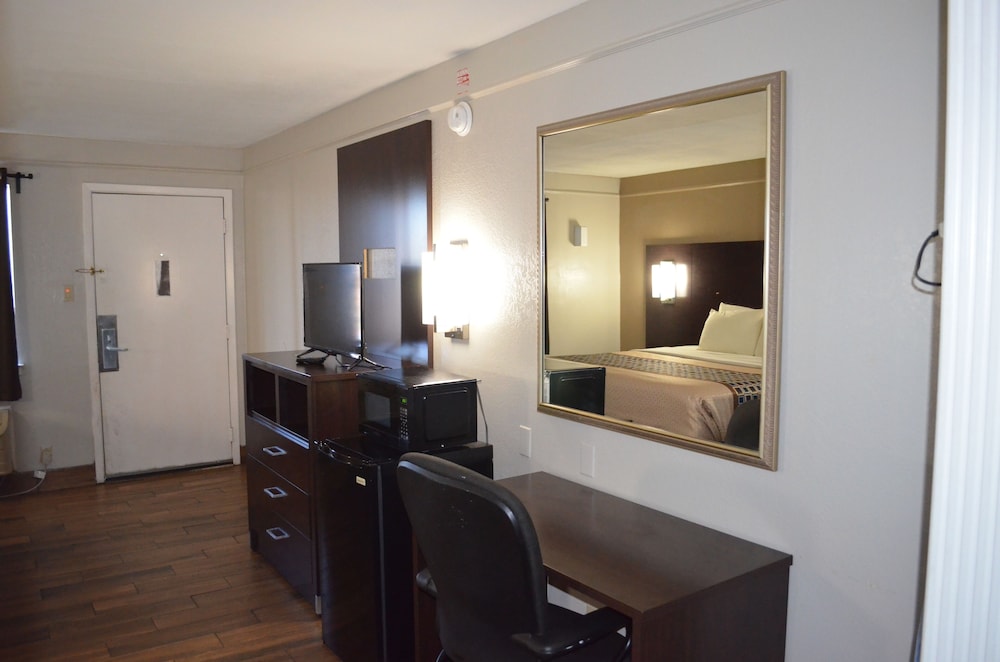 Hill Country Inn and Suites Marble Falls - TX 5/20