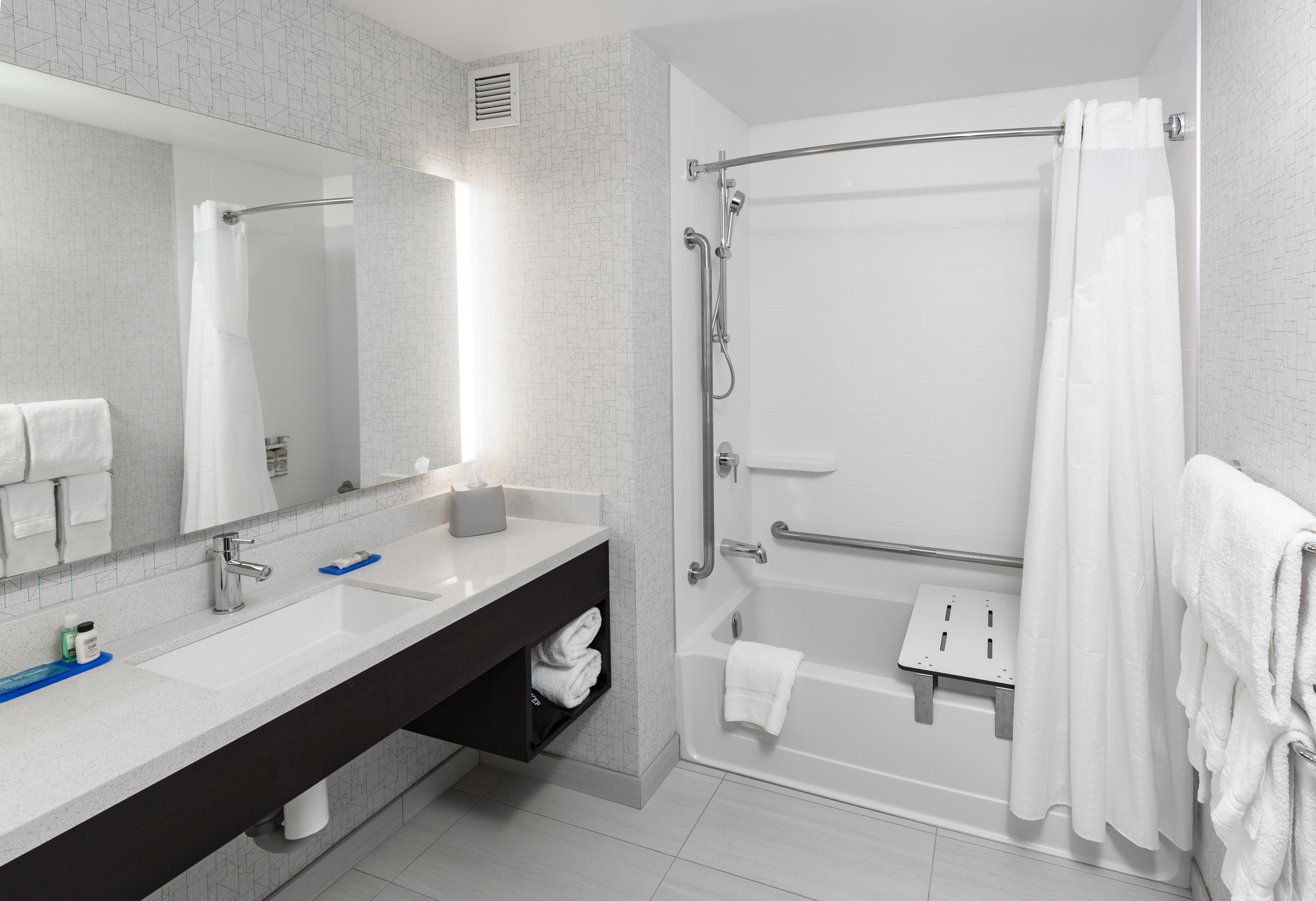 Holiday Inn Express Suites Saskatoon East University 78/78
