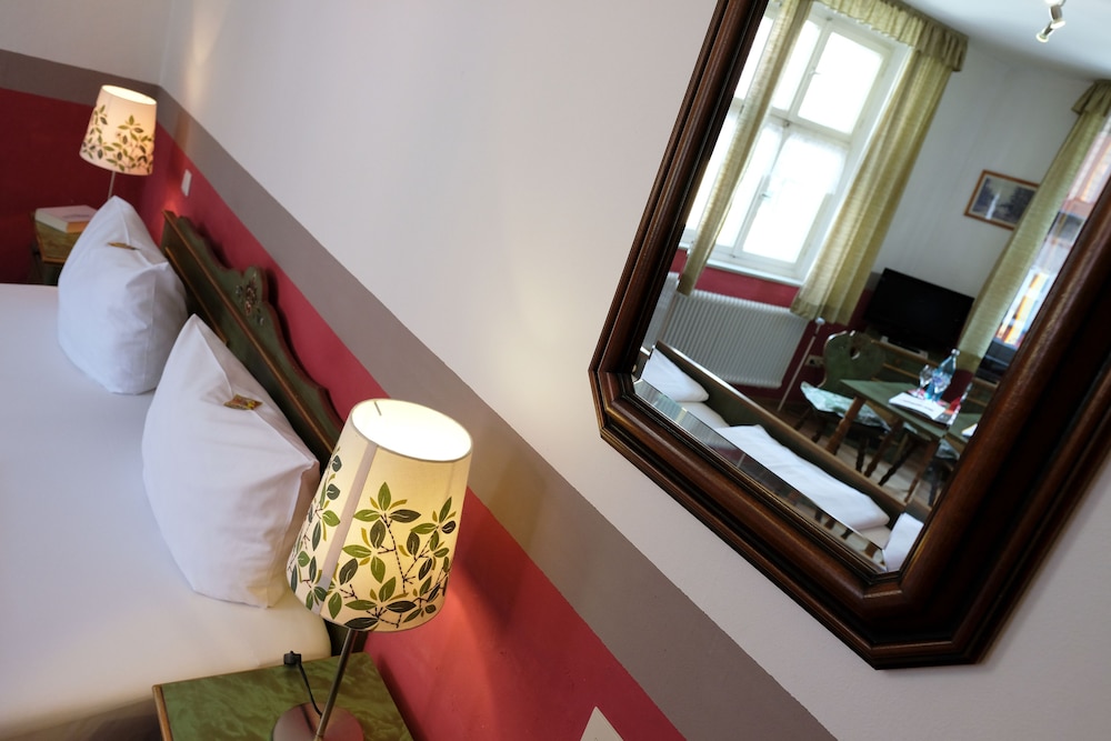 Romantica Hotel Blauer Hecht 29/57