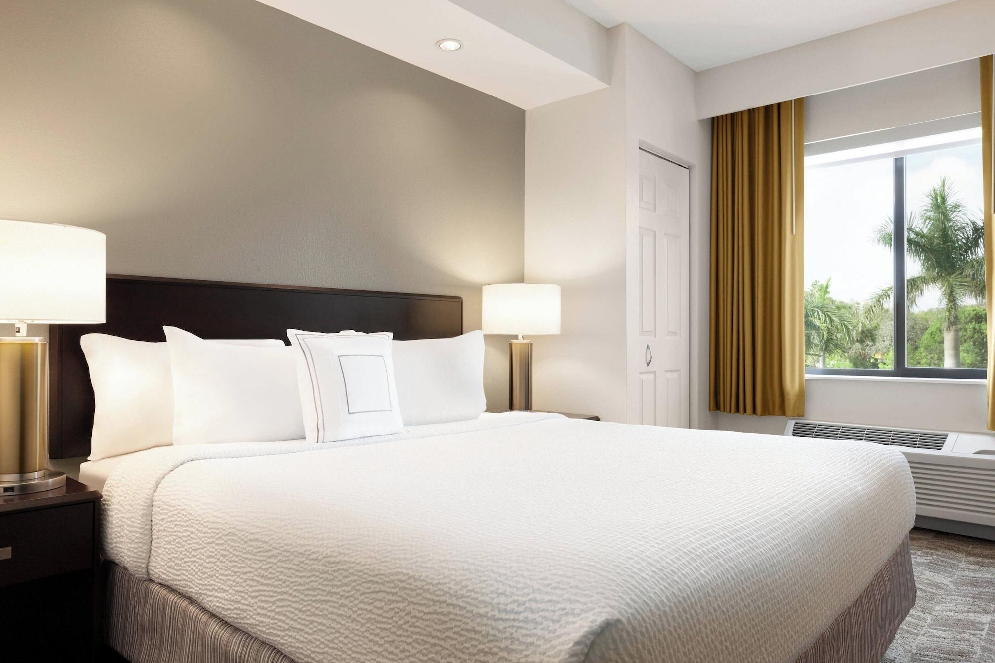 Suite, Multiple Beds, Accessible