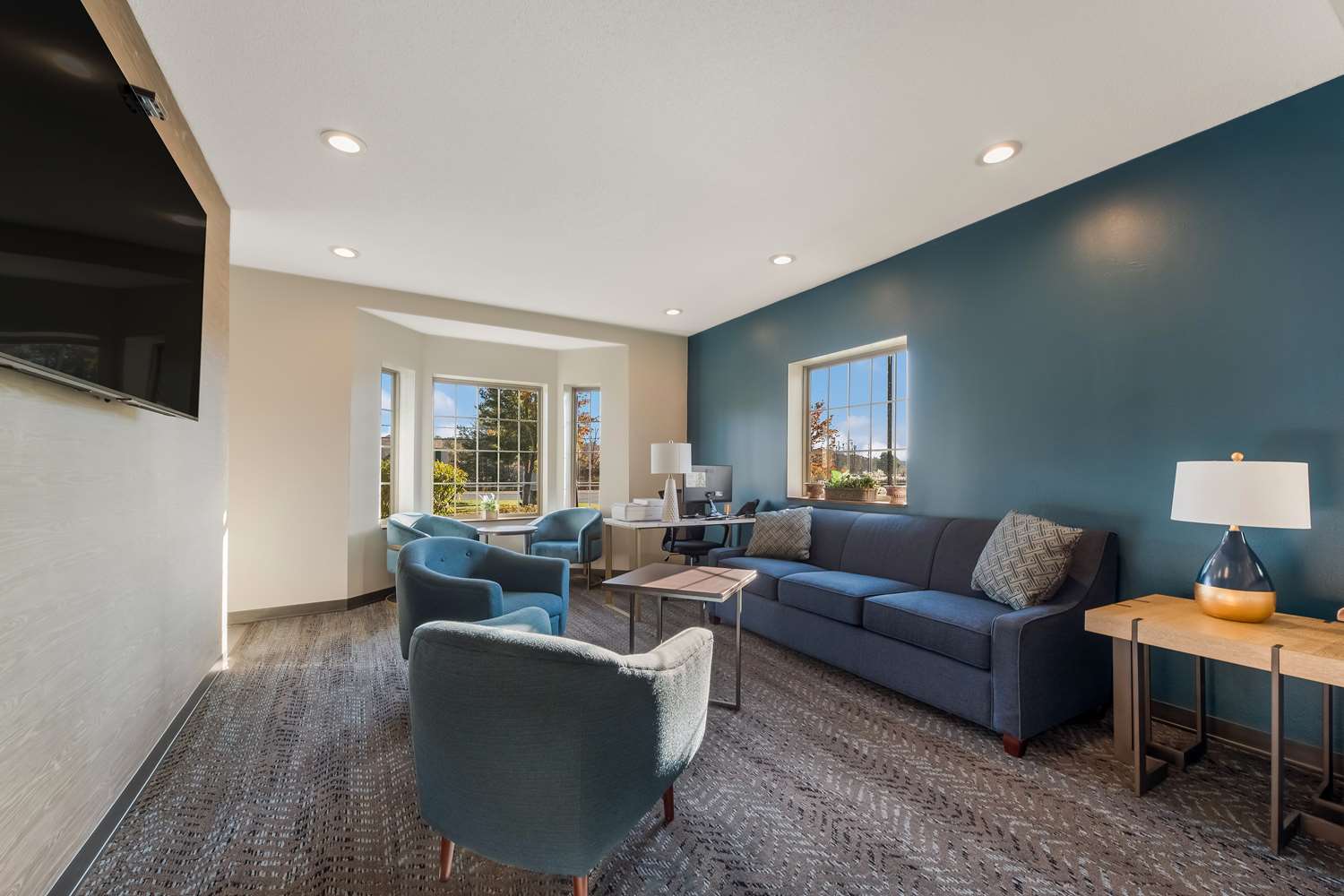 SureStay Plus Hotel by Best Western Highland Poughkeepsie 31/38