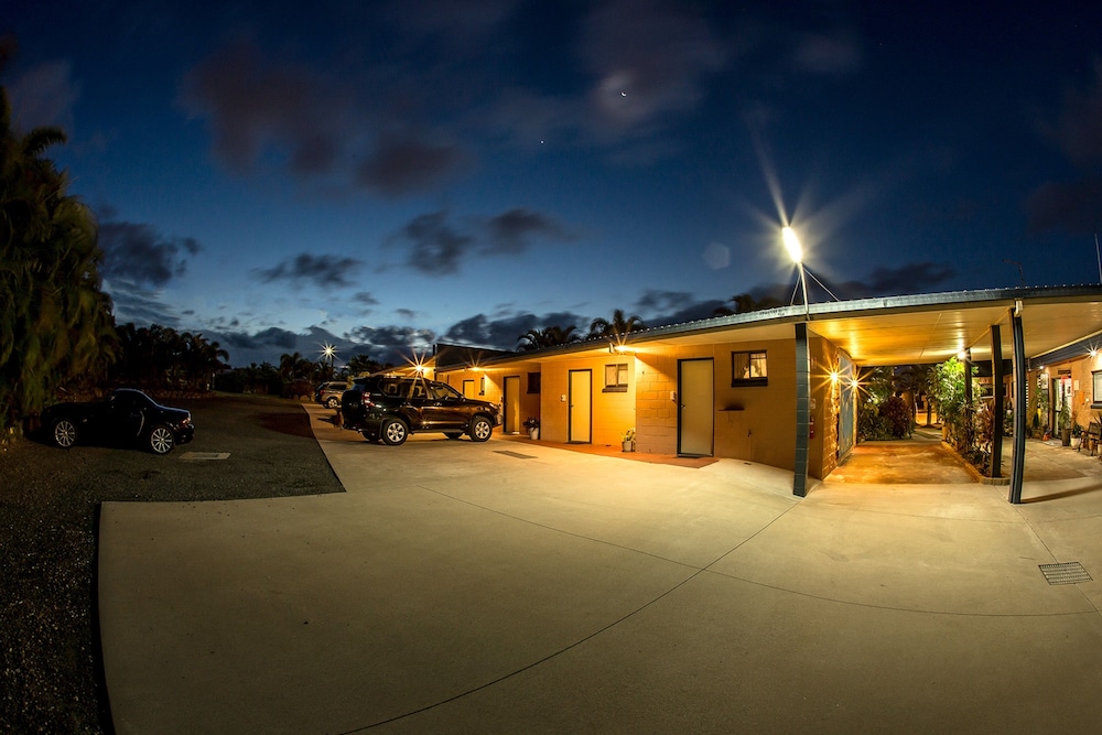 PIALBA MOTOR INN 2/64
