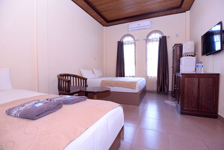 Hotel Ar Riyadh Kuala Tungkal 5/11