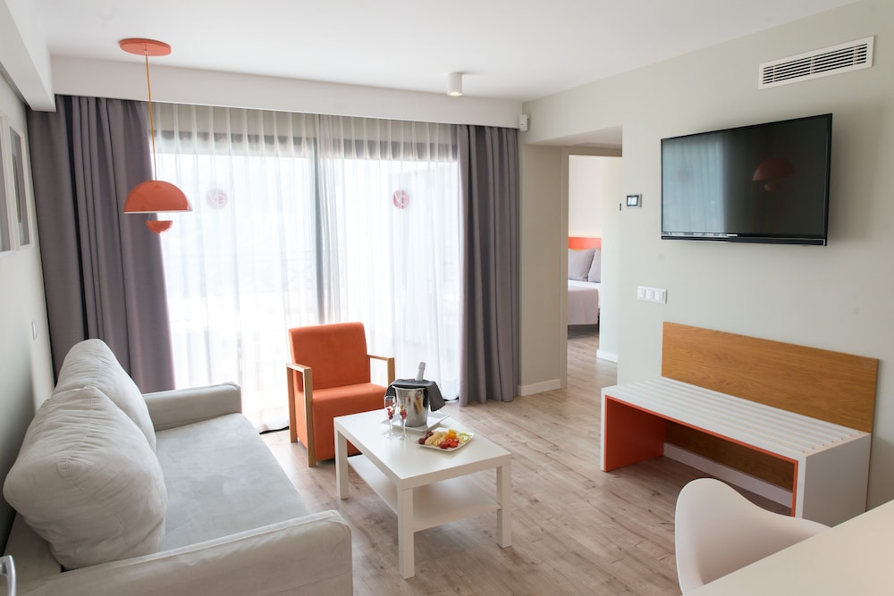 Vanilla Garden Hotel - Adults Only 53/74