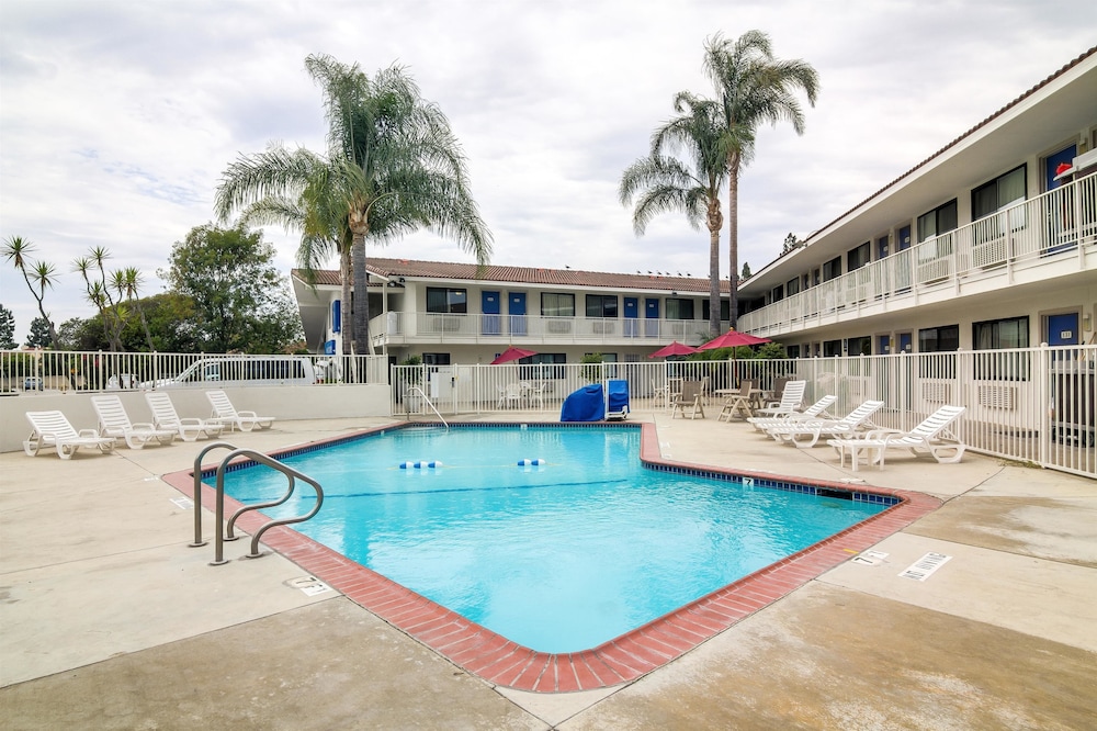 Motel6 Camarillo, CA in CAMARILLO - CA