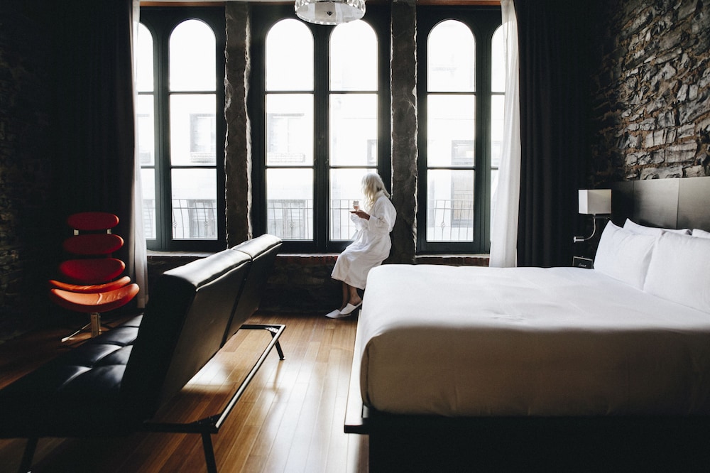 Le Petit Hotel 20/58