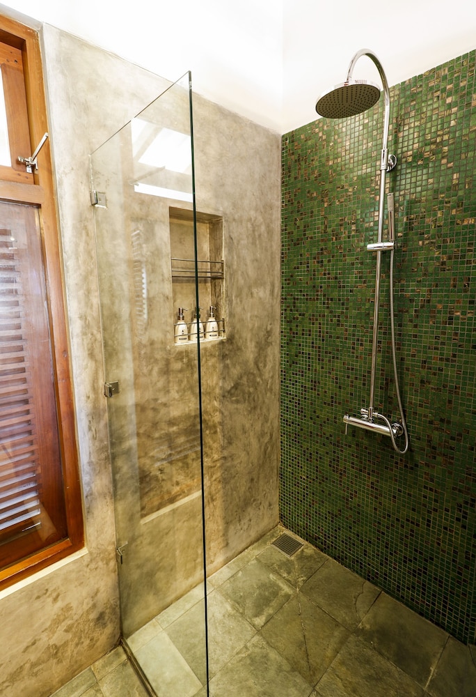 Lantern Boutique Hotel 49/50