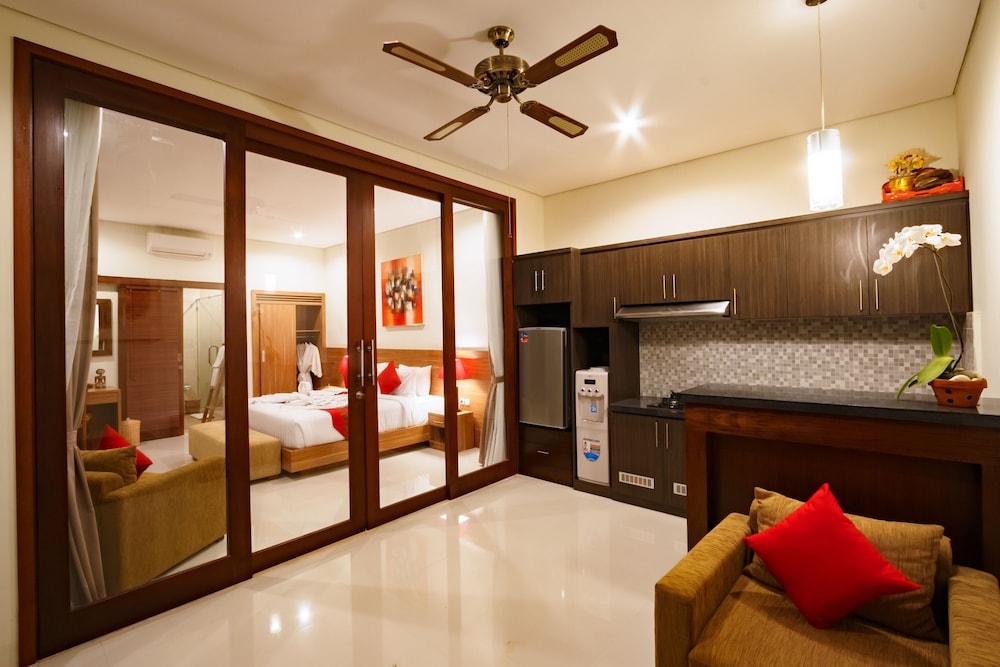 Aishwarya Exclusive Villas 6/50