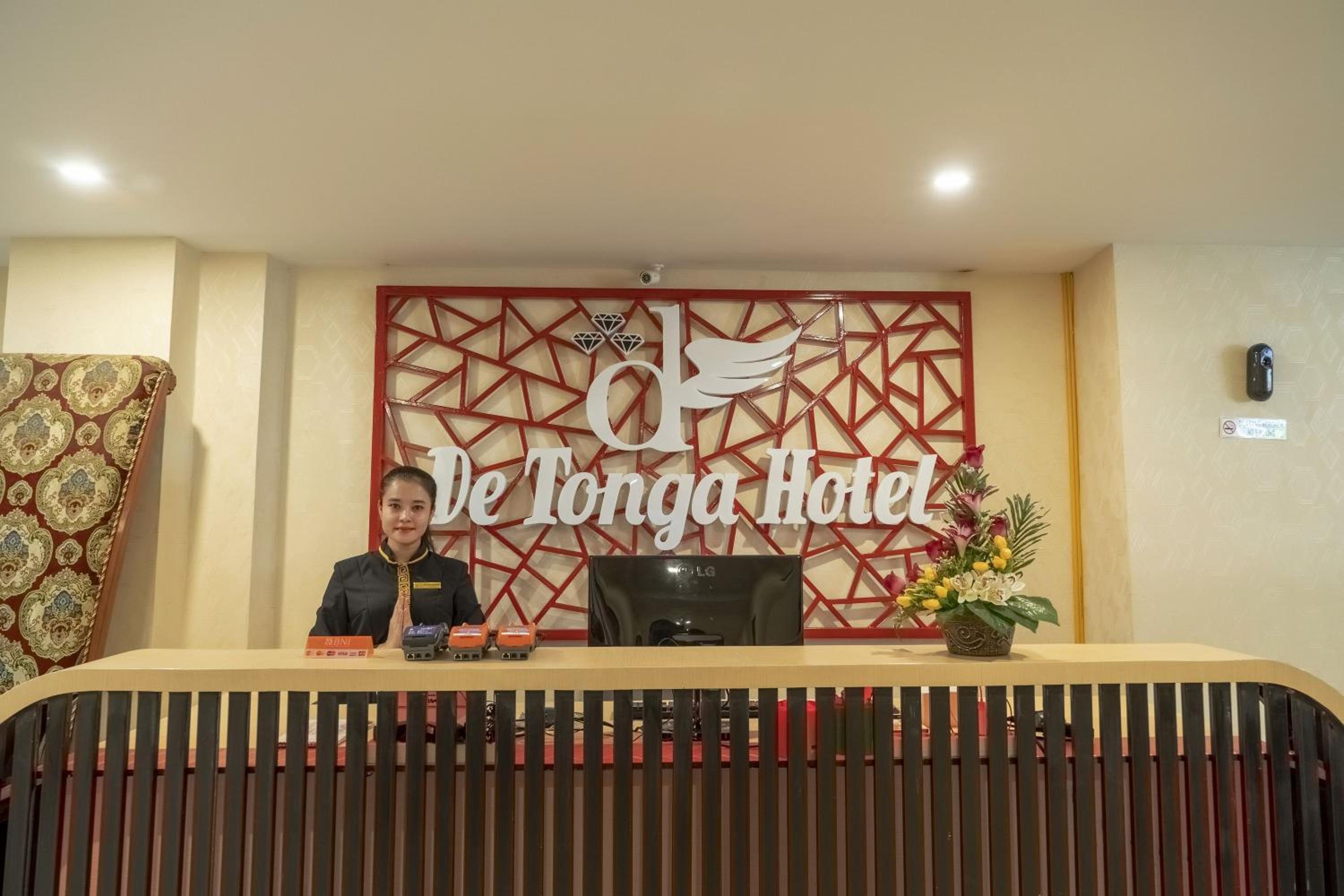 De'Tonga Hotel 9/58