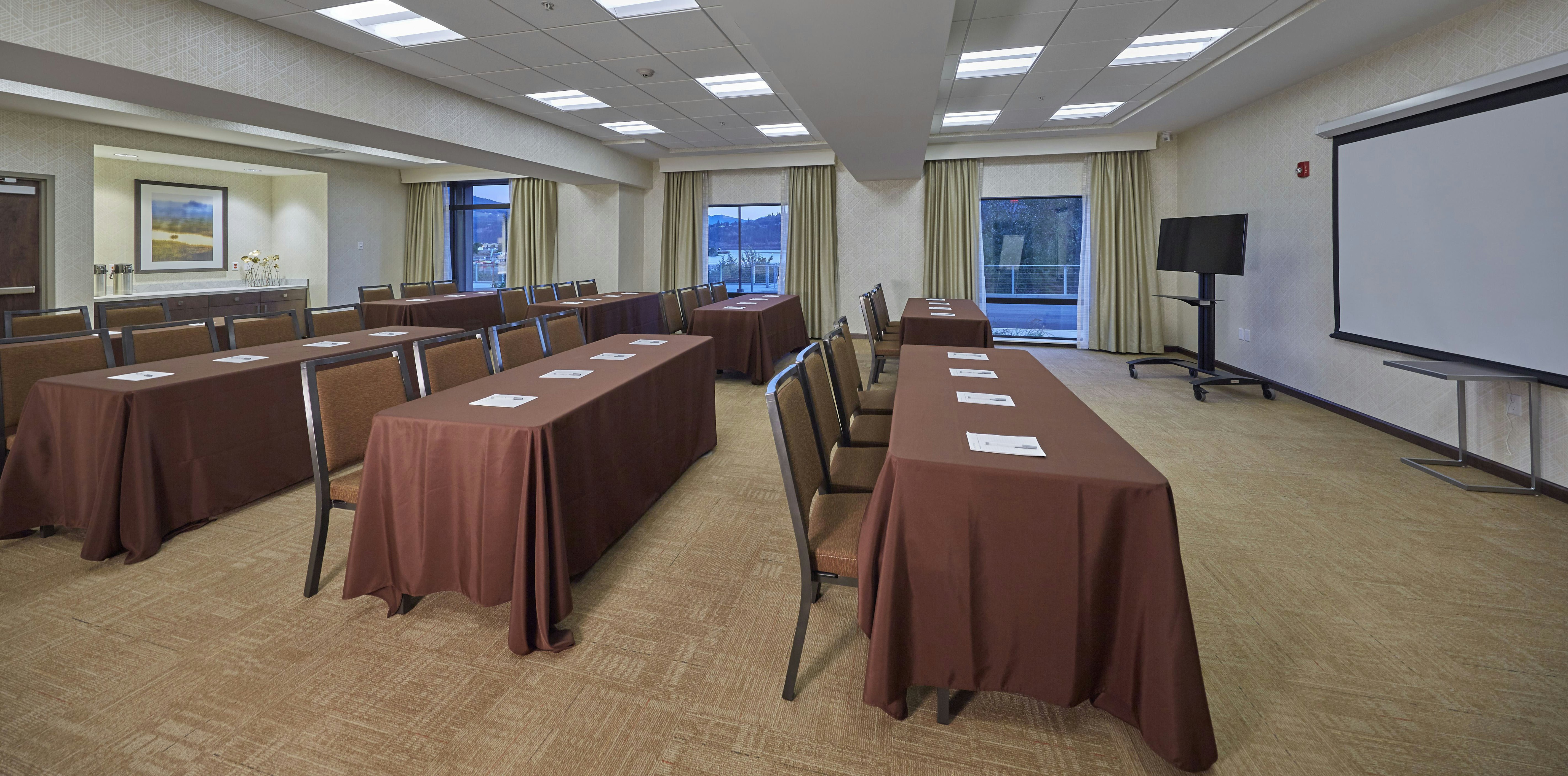 Hampton Inn and Suites Hood River 45/55
