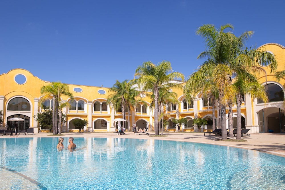 Acaya Golf Resort and Spa 60/66