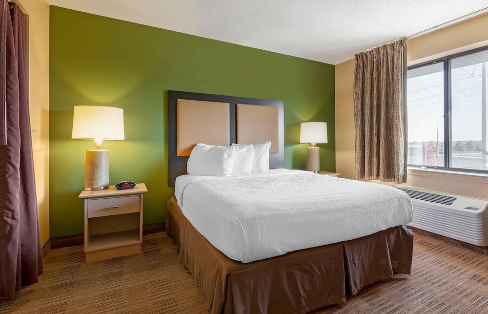 Extended Stay America - Madison - Old Sauk Rd. 16/48