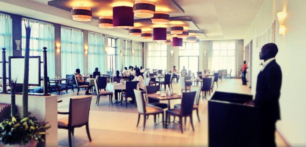 Grand Palace Hotel 29/44