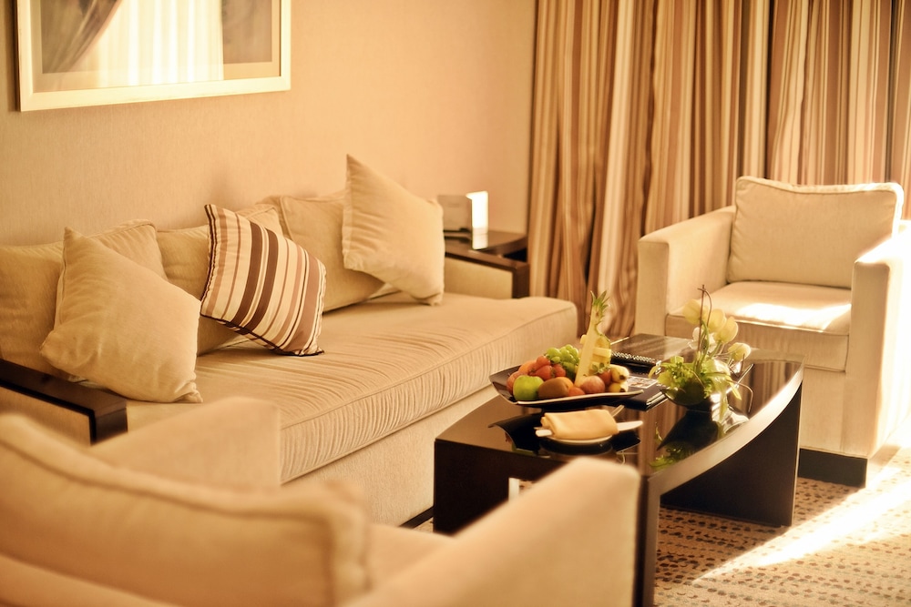 Golden Tulip Bahrain 52/78