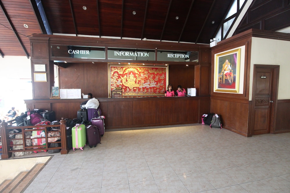 Phi Phi Hotel 9/64