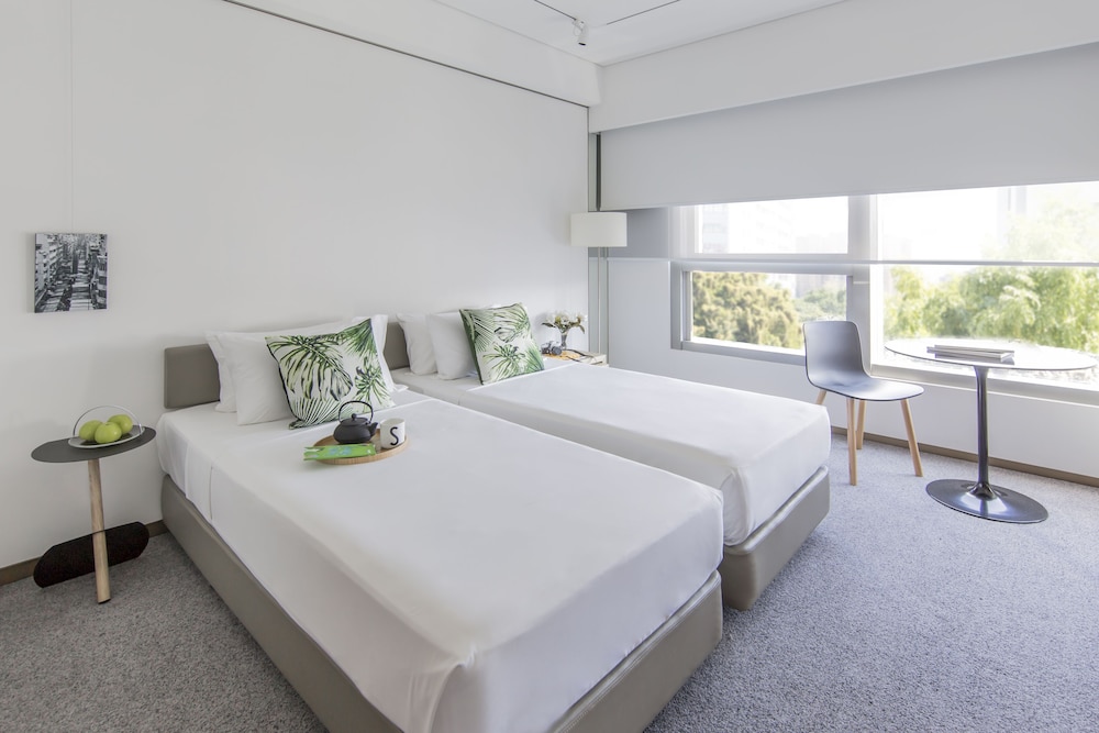 SUNRISE, DELUXE, TWIN BEDS
