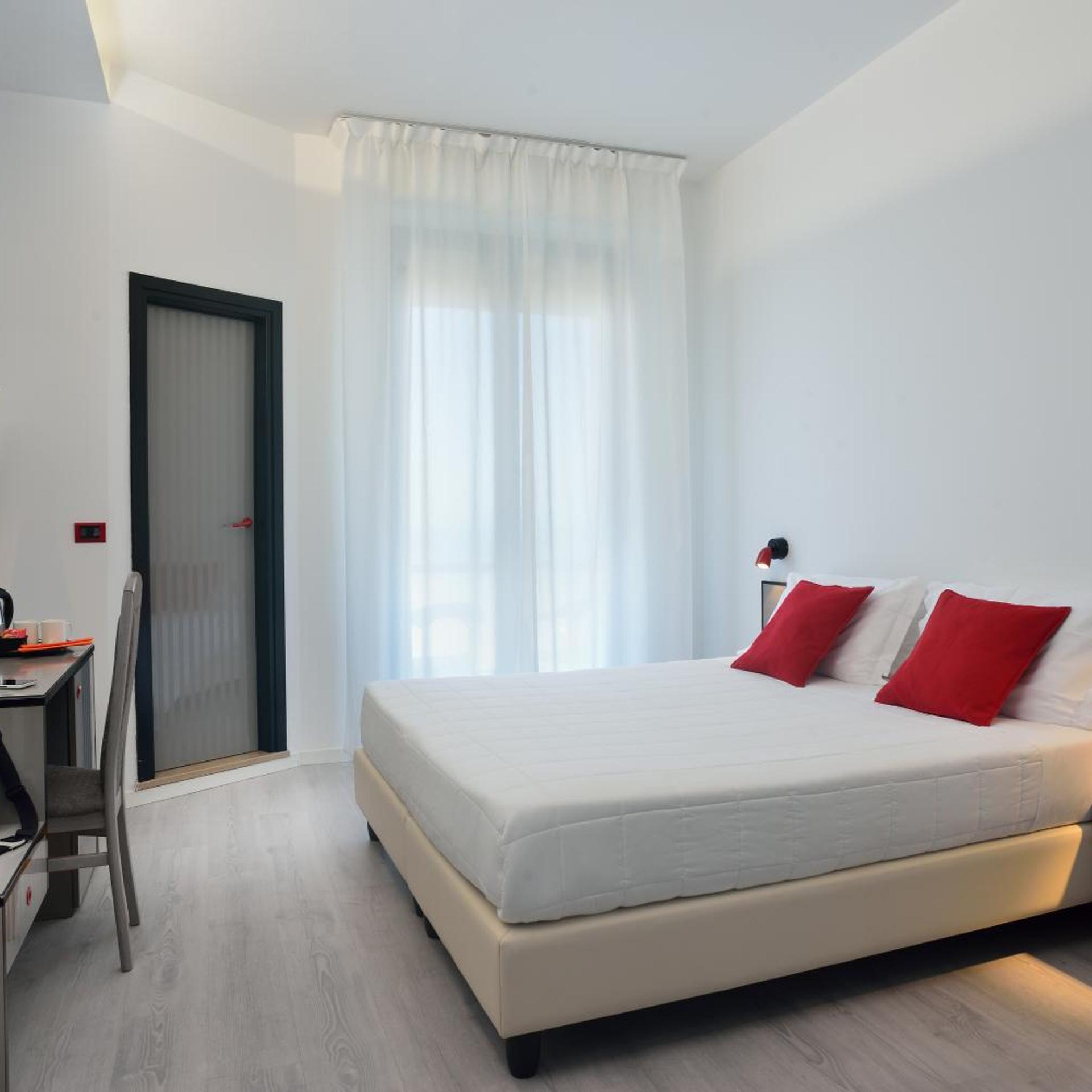 ECONOMY, SINGLE, DOUBLE BED