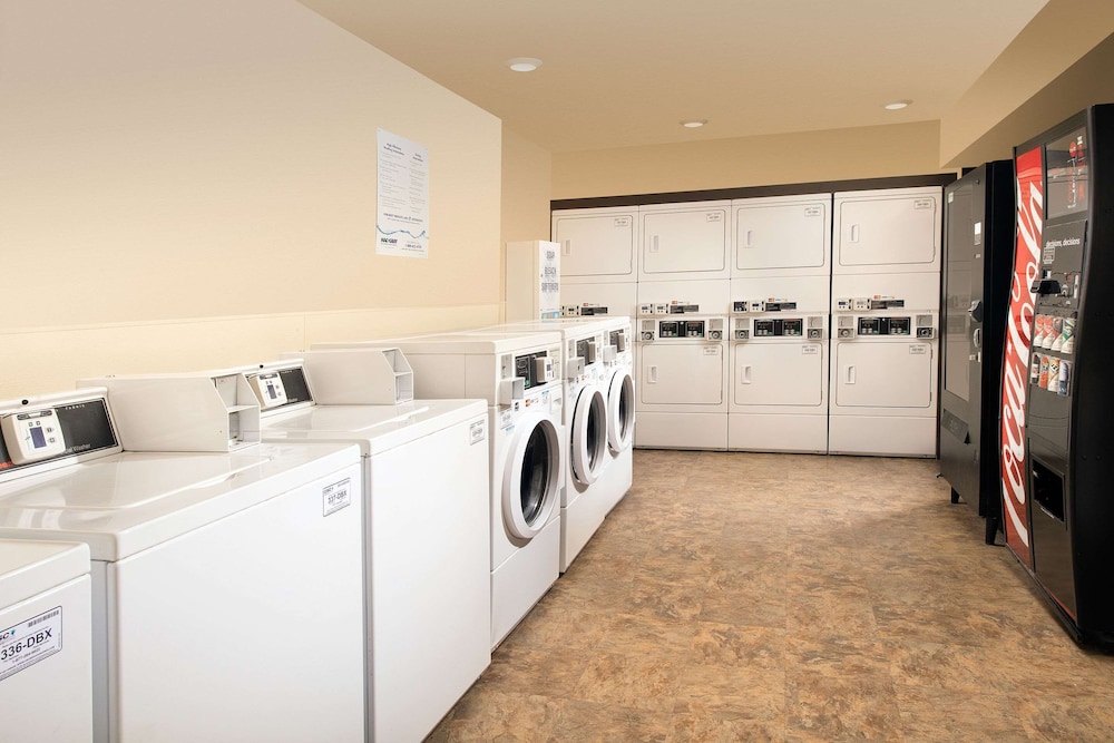 WoodSpring Suites Hobbs 8/36