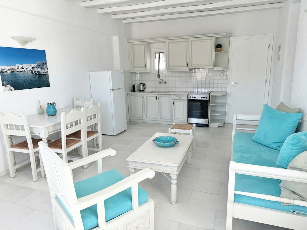 Anthos Apartments 20/50