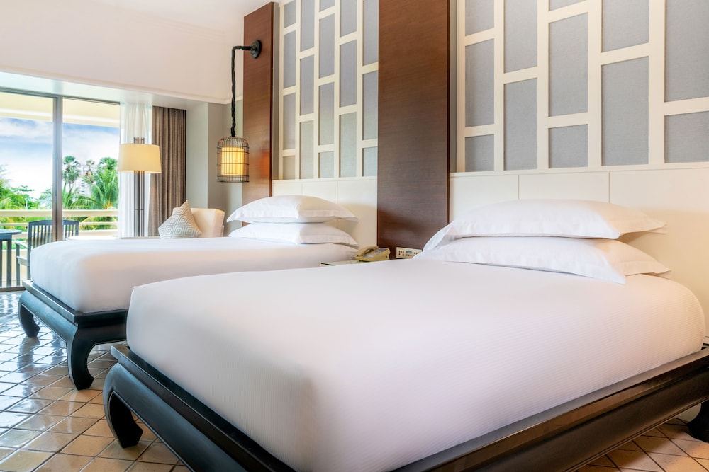 Pullman Phuket Karon Beach Resort 31/80