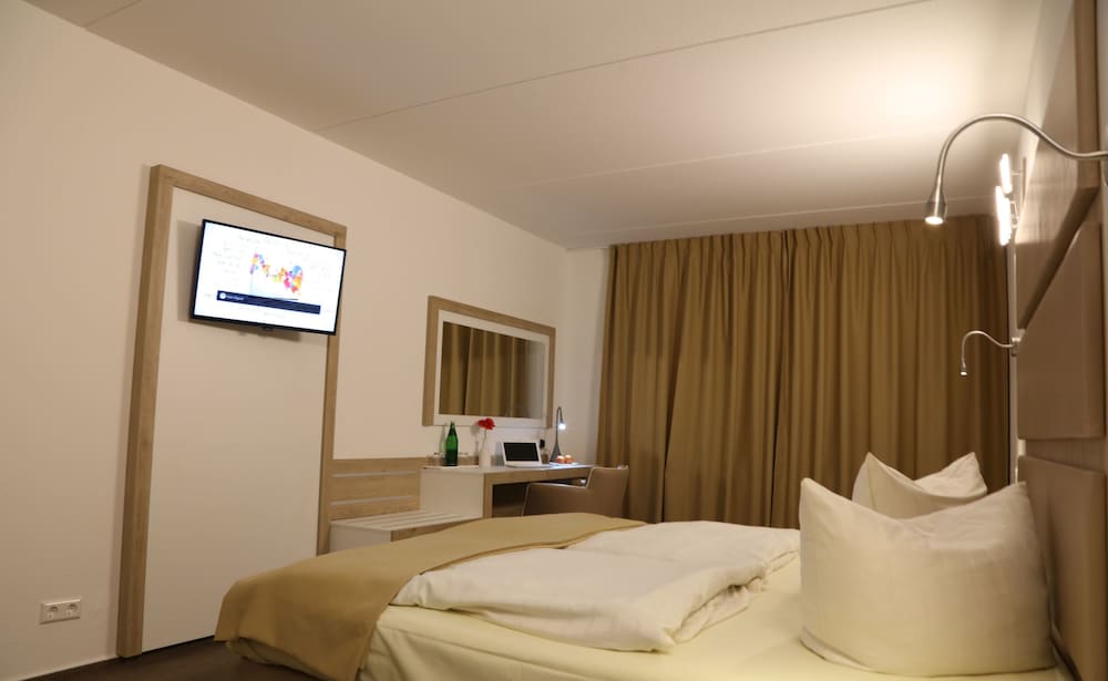 Confour Hotel 5/50