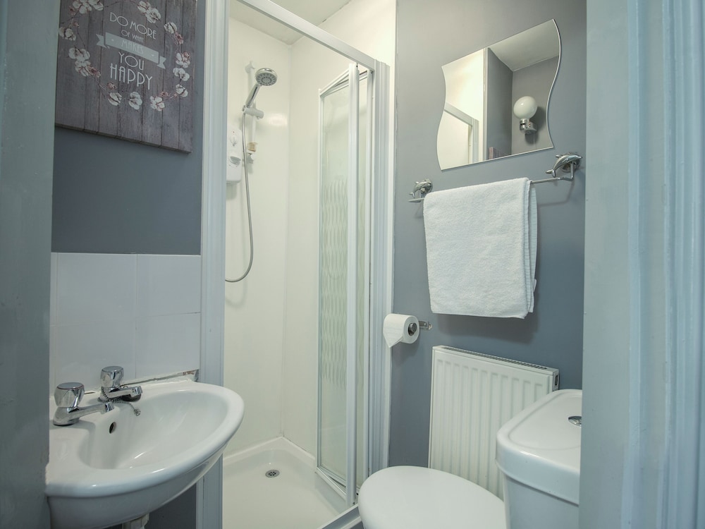 OYO Hotel Clamart 47/50