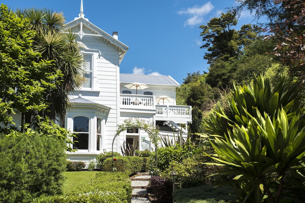 Sennen House 24/31