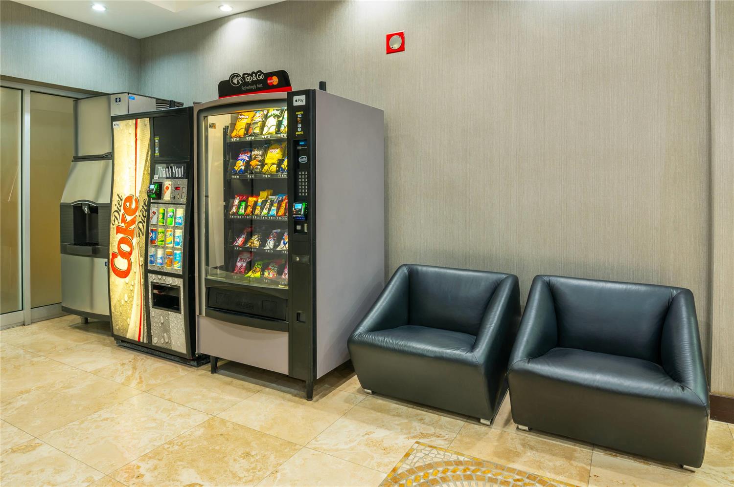 Comfort Inn and Conference Centre Toronto Airport 16/26