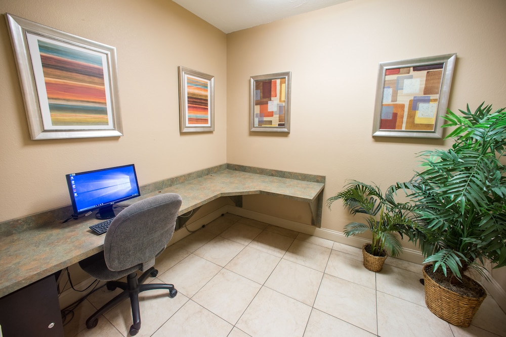 Northfield Inn Suites Conference Center 57/63