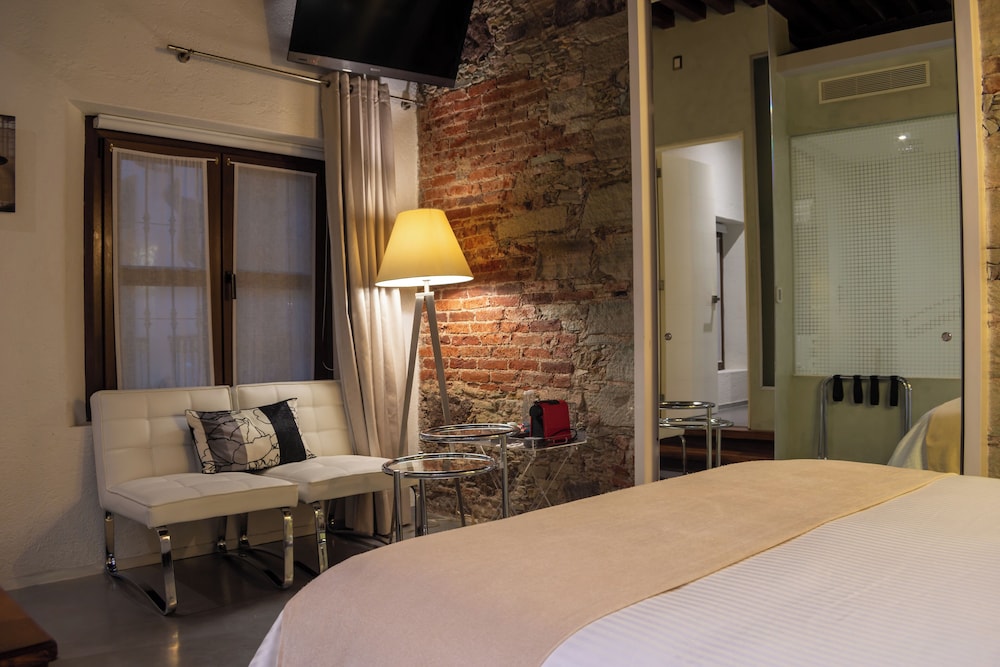 Hotel Boutique 1850 38/50