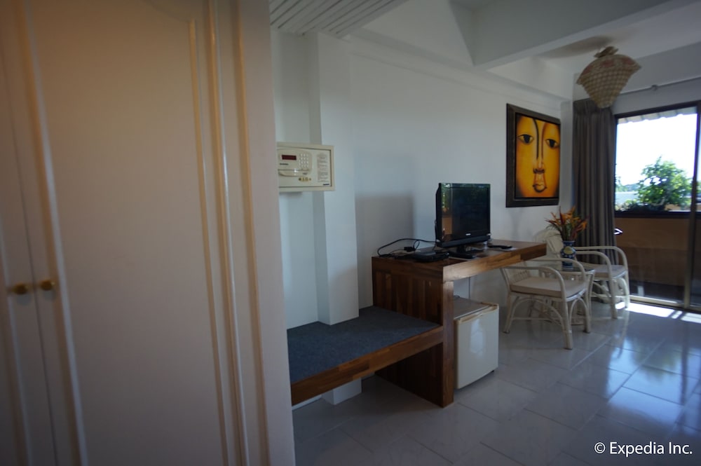 Bougainvillea Terrace House 17/37